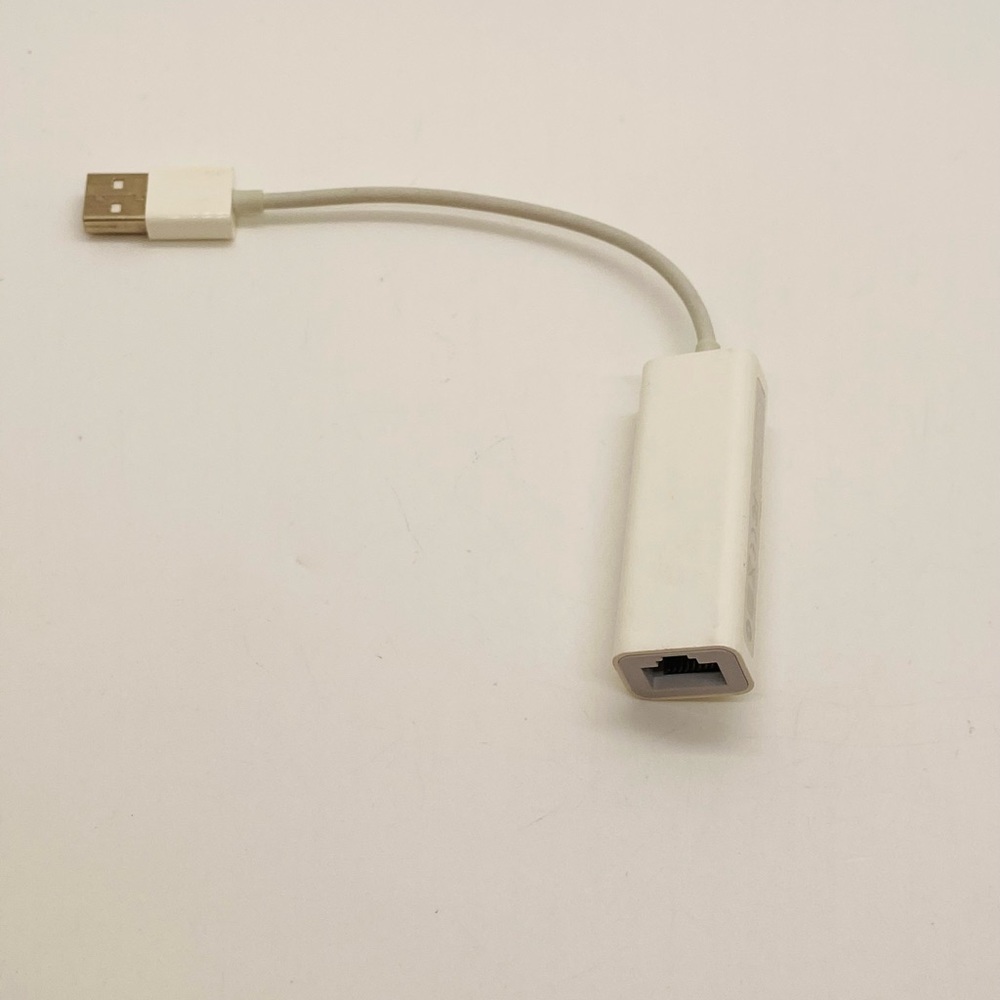 NWOT Apple Cord Thunderbolt to Ethernet